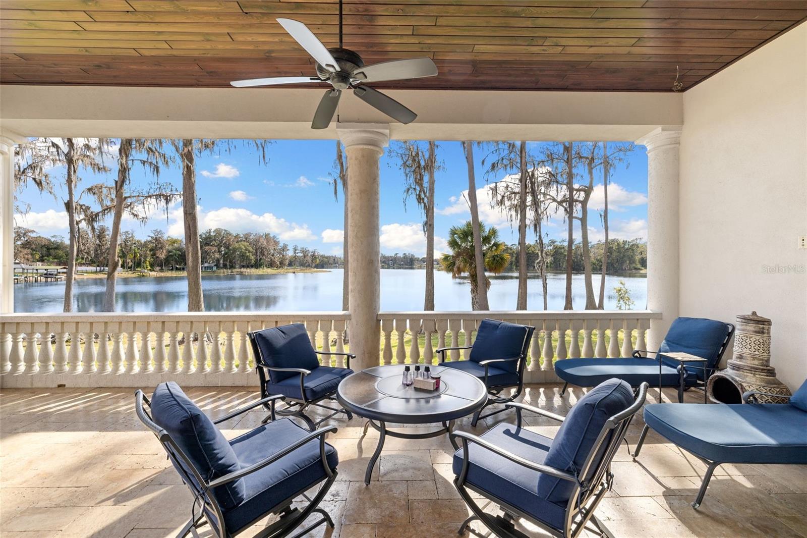 Image 39 of 98 For 17124 Crawley Road