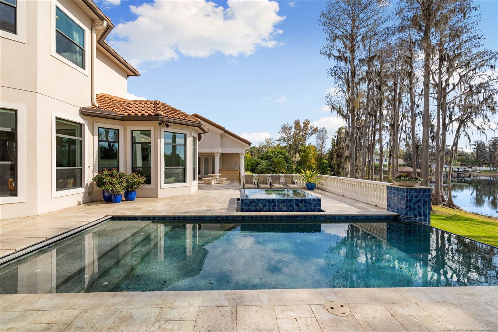 Image 41 of 98 For 17124 Crawley Road