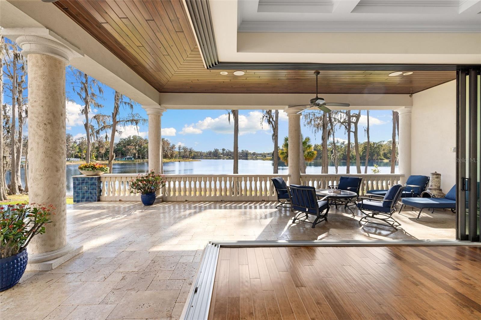 Image 5 of 98 For 17124 Crawley Road