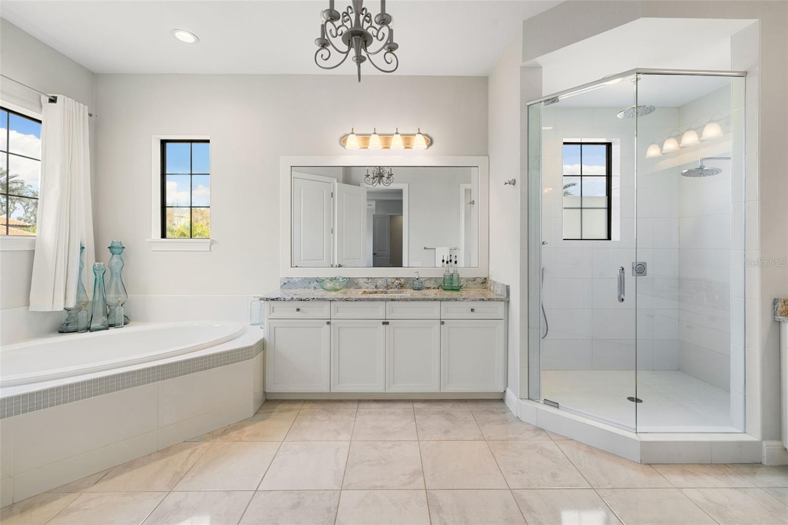 Image 57 of 98 For 17124 Crawley Road