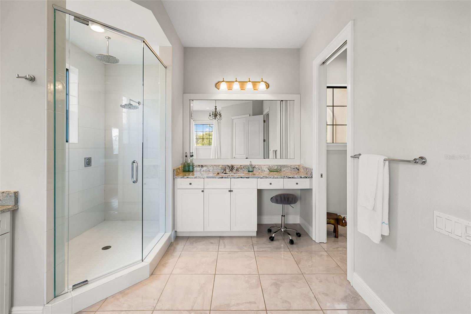 Image 58 of 98 For 17124 Crawley Road