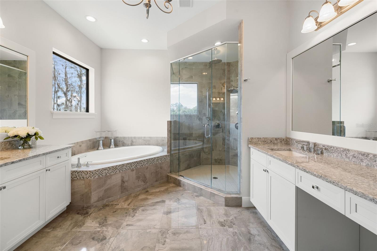 Image 61 of 98 For 17124 Crawley Road