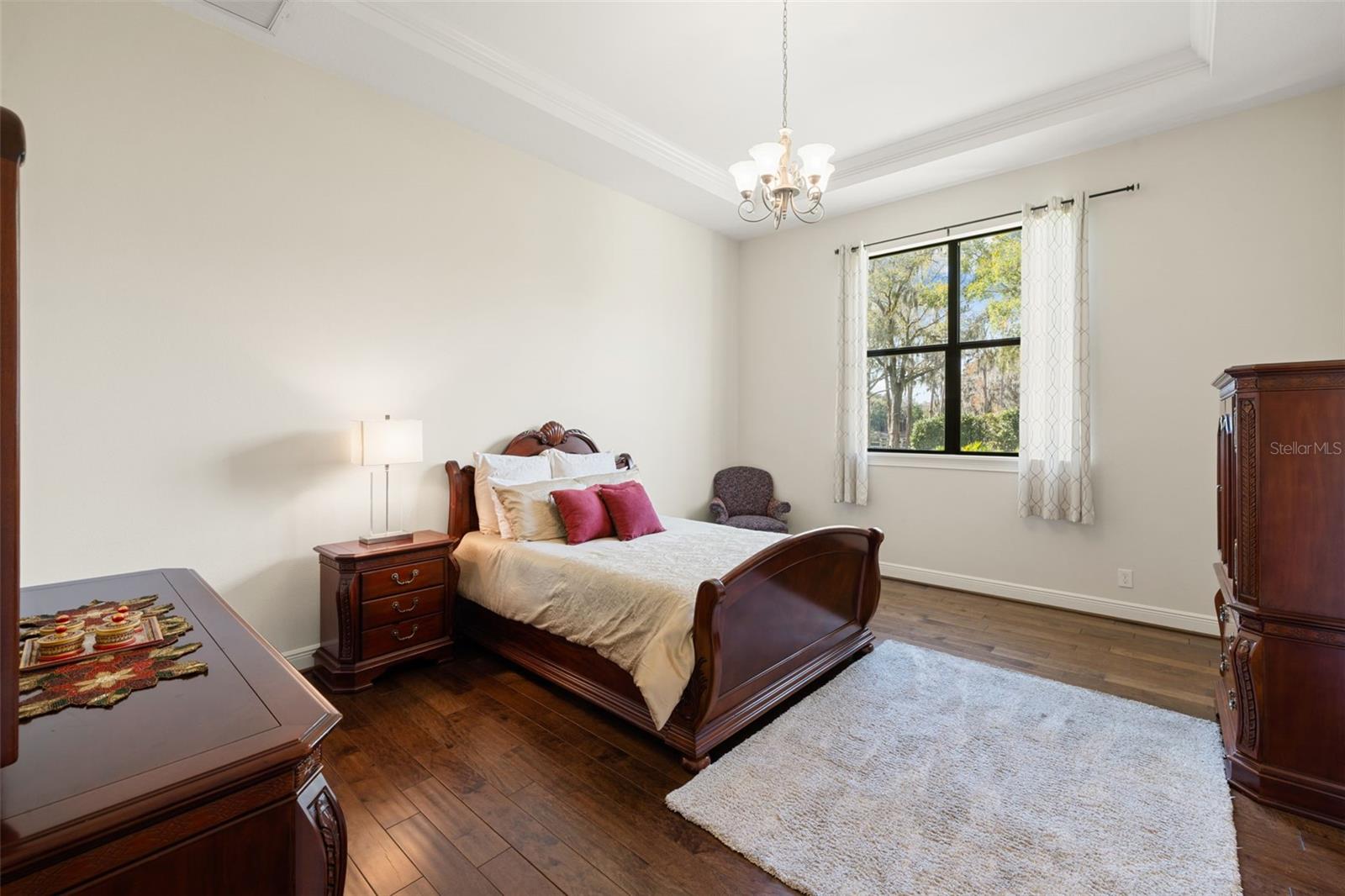 Image 78 of 98 For 17124 Crawley Road