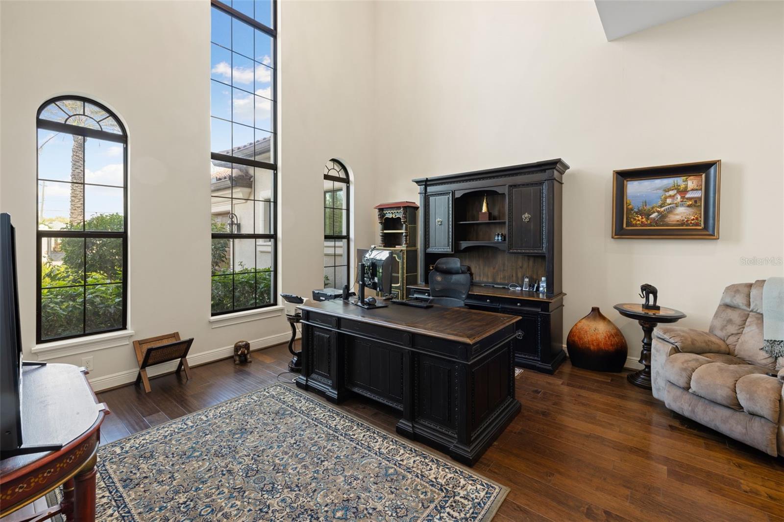 Image 82 of 98 For 17124 Crawley Road