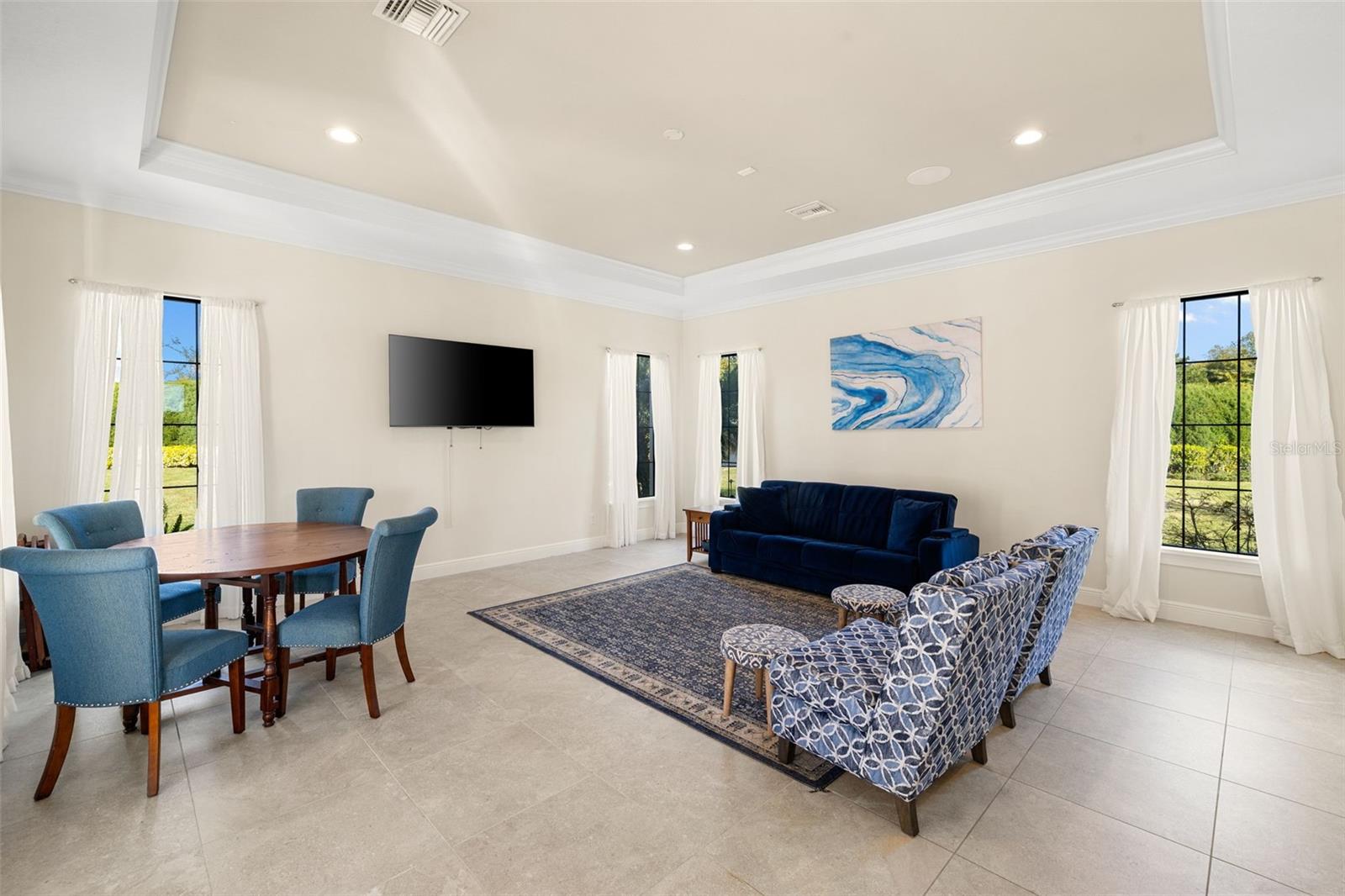 Image 84 of 98 For 17124 Crawley Road