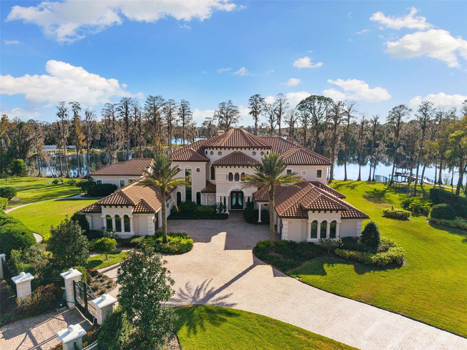 Image 9 of 98 For 17124 Crawley Road