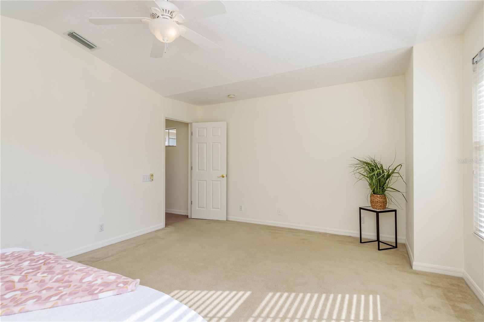 Image 27 of 55 For 3349 Covered Bridge Dr W