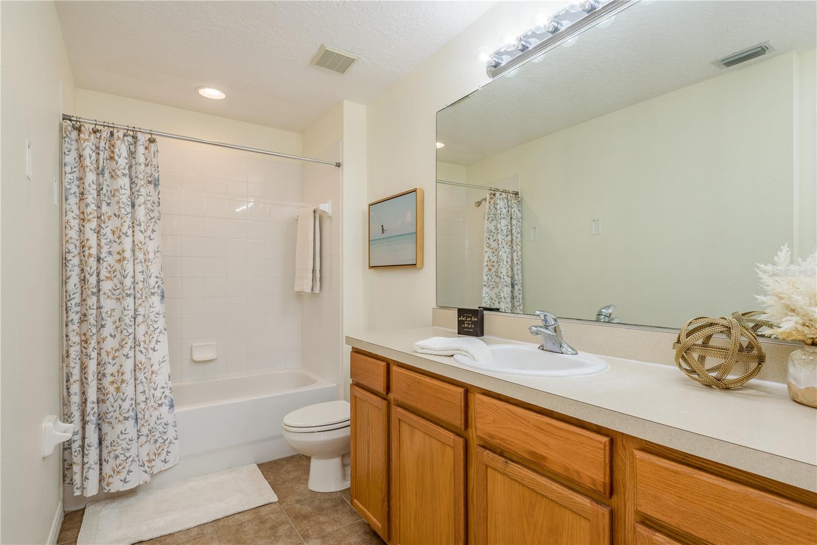 Image 28 of 55 For 3349 Covered Bridge Dr W