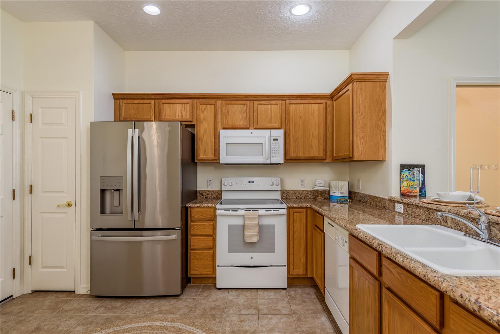 Image 6 of 55 For 3349 Covered Bridge Dr W