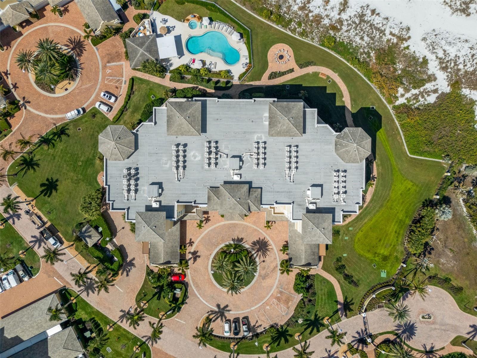 Image 46 of 50 For 650 Collany  405