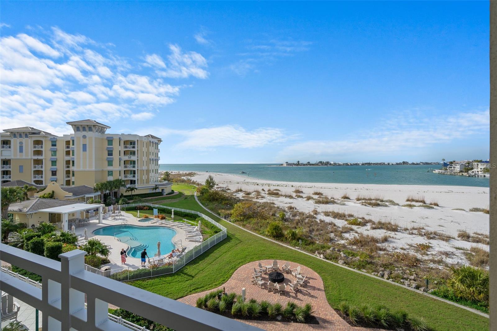 Image 8 of 50 For 650 Collany  405