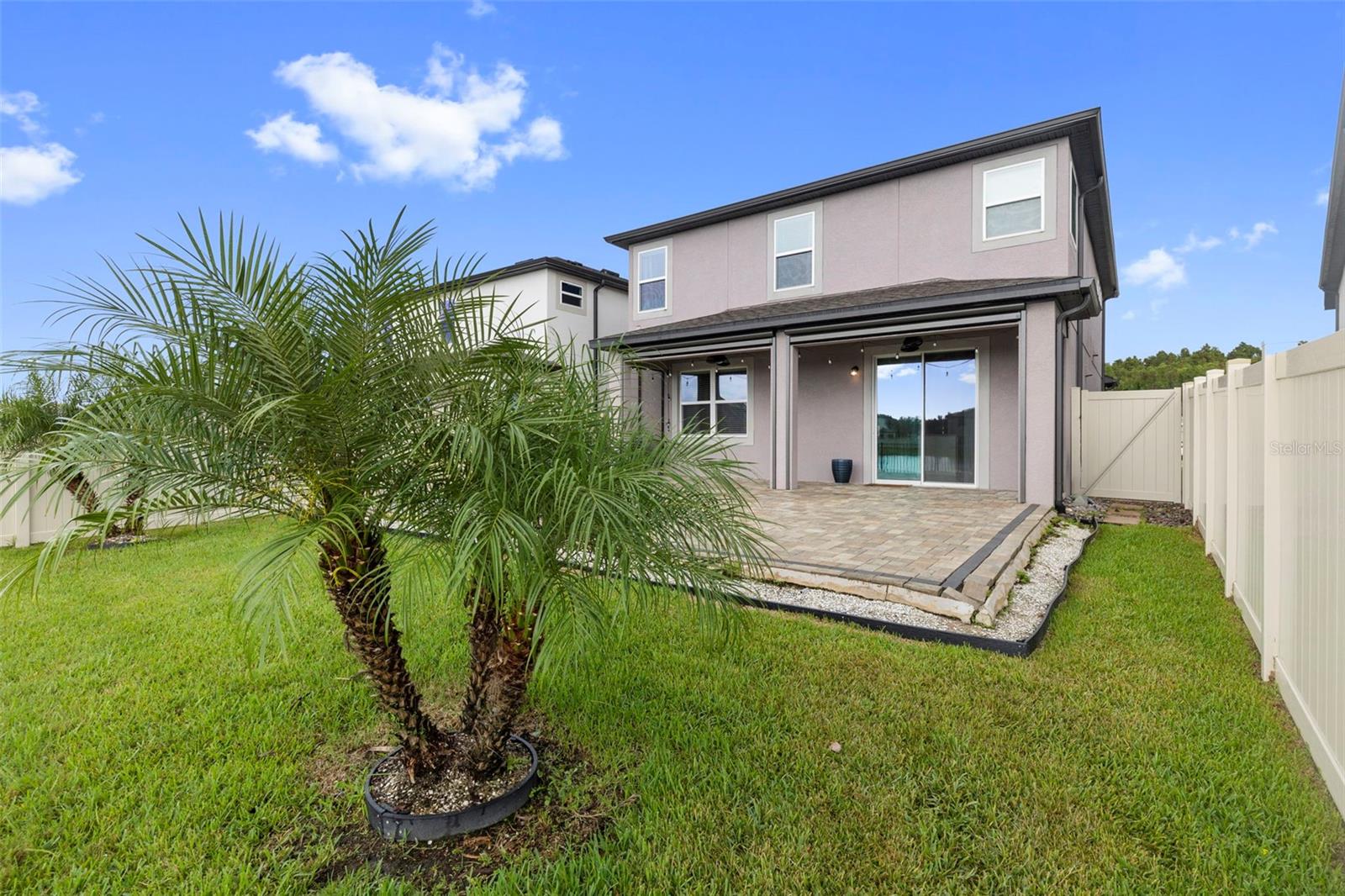 Listing photo id 46 for 7537 Pool Compass Loop