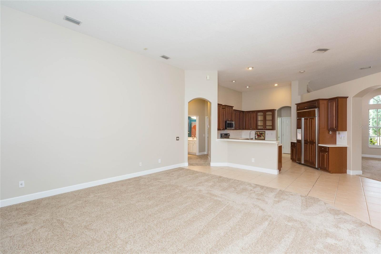 Listing photo id 13 for 4813 Artesian Road