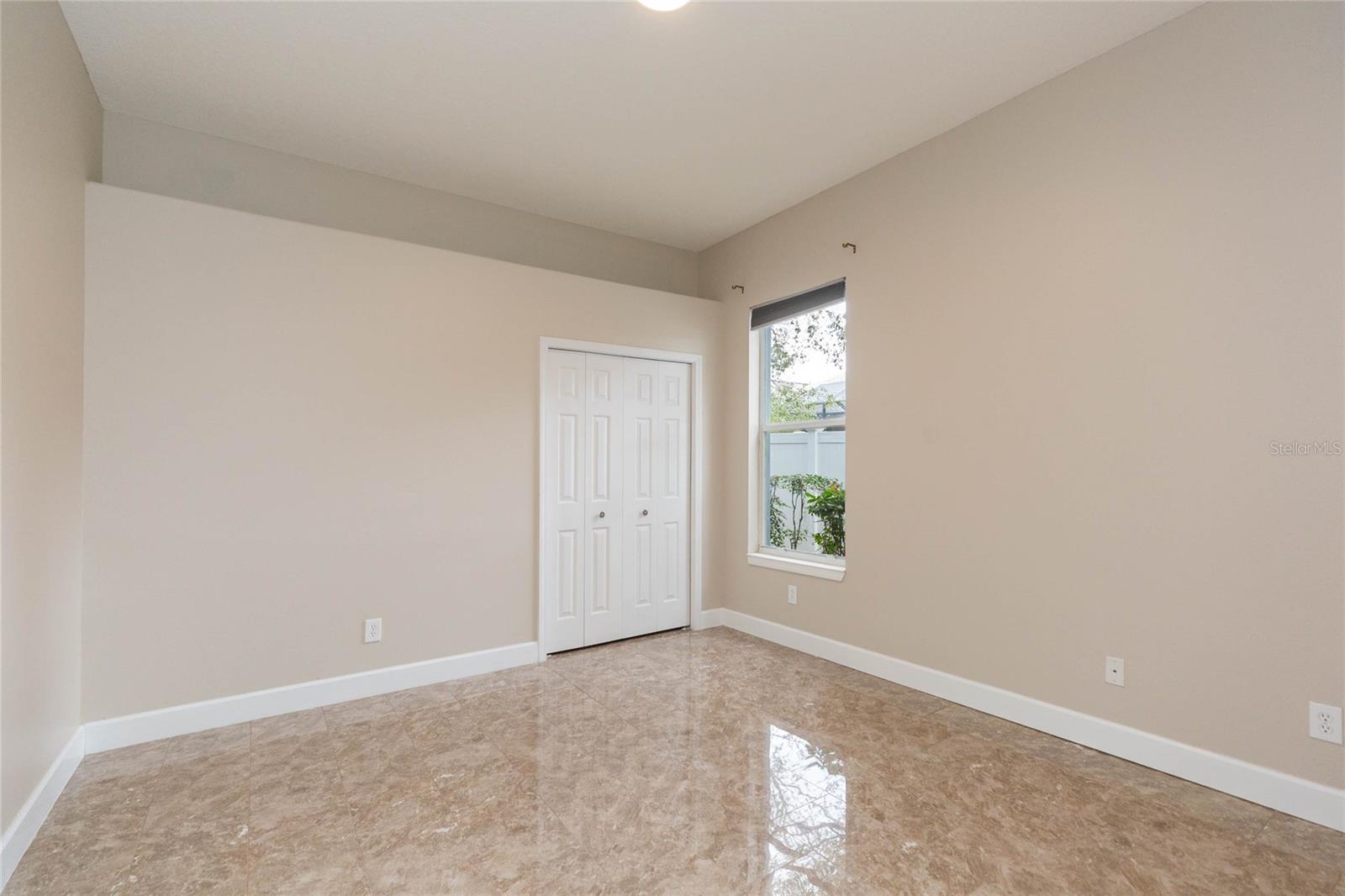 Listing photo id 26 for 4813 Artesian Road