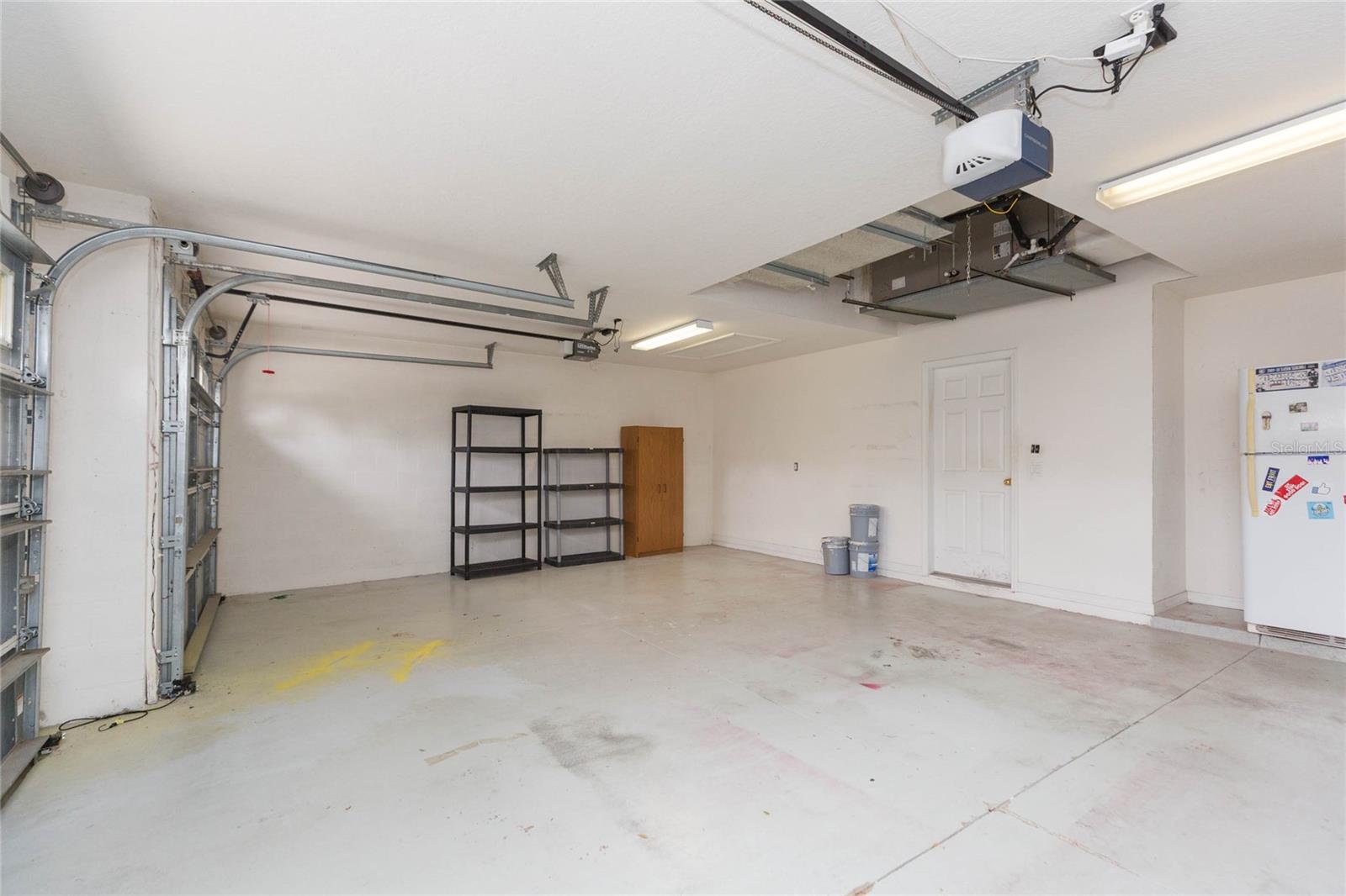 Listing photo id 40 for 4813 Artesian Road