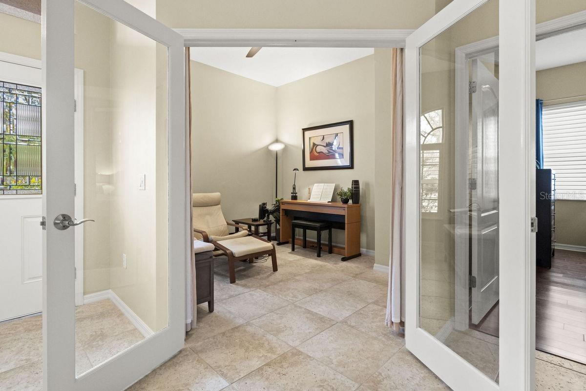 Image 10 of 60 For 2822 Gloria Court