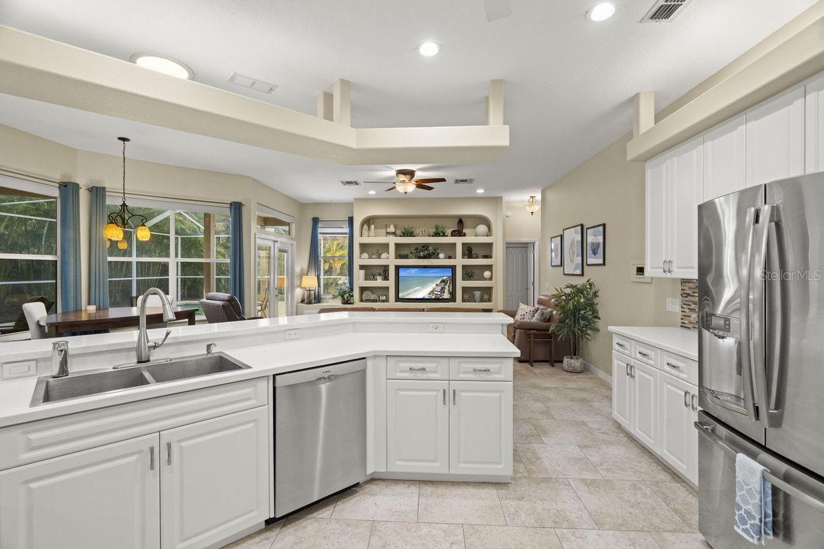 Image 14 of 60 For 2822 Gloria Court