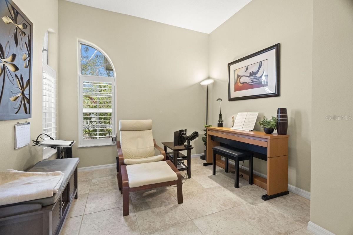 Image 34 of 60 For 2822 Gloria Court