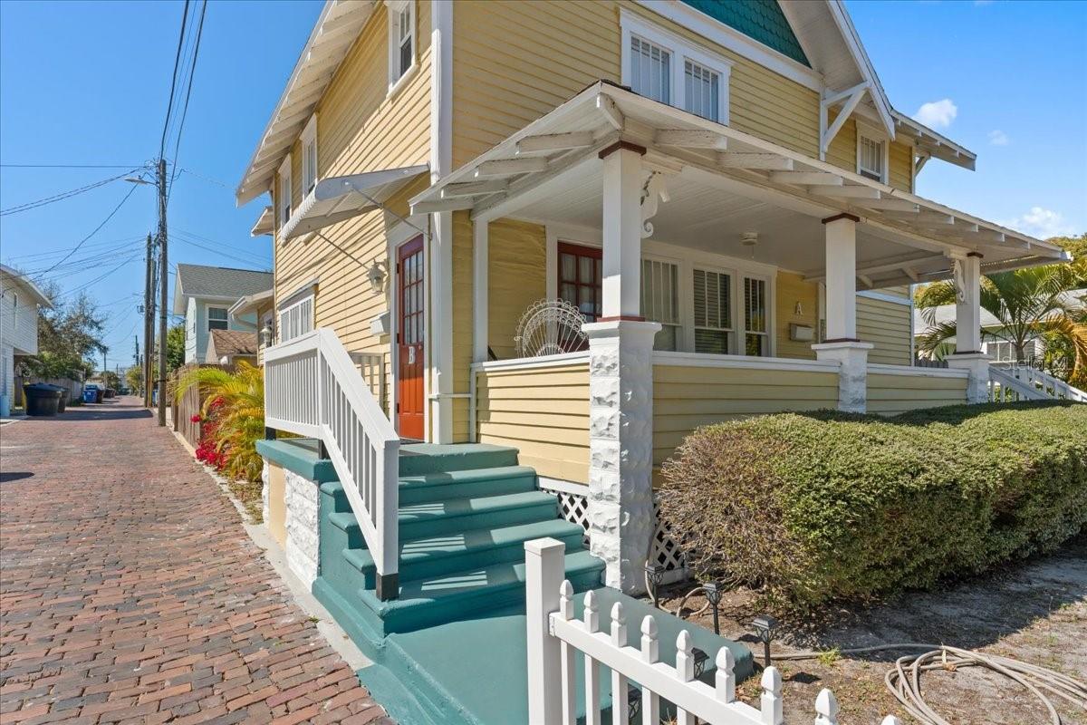 Image 2 of 22 For 916 2nd Street N B