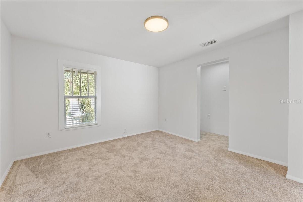 Image 5 of 22 For 916 2nd Street N B