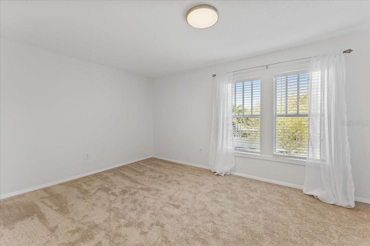 Image 8 of 22 For 916 2nd Street N B