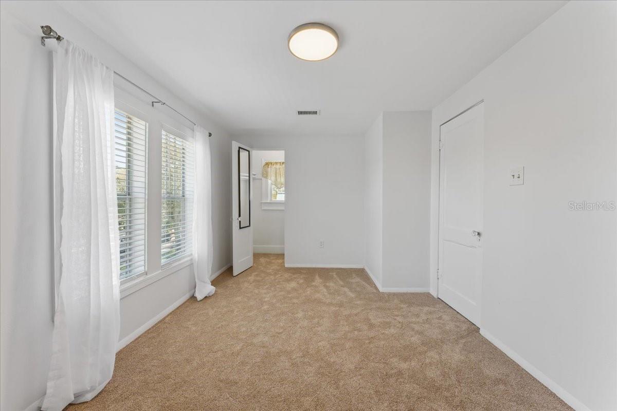 Image 9 of 22 For 916 2nd Street N B