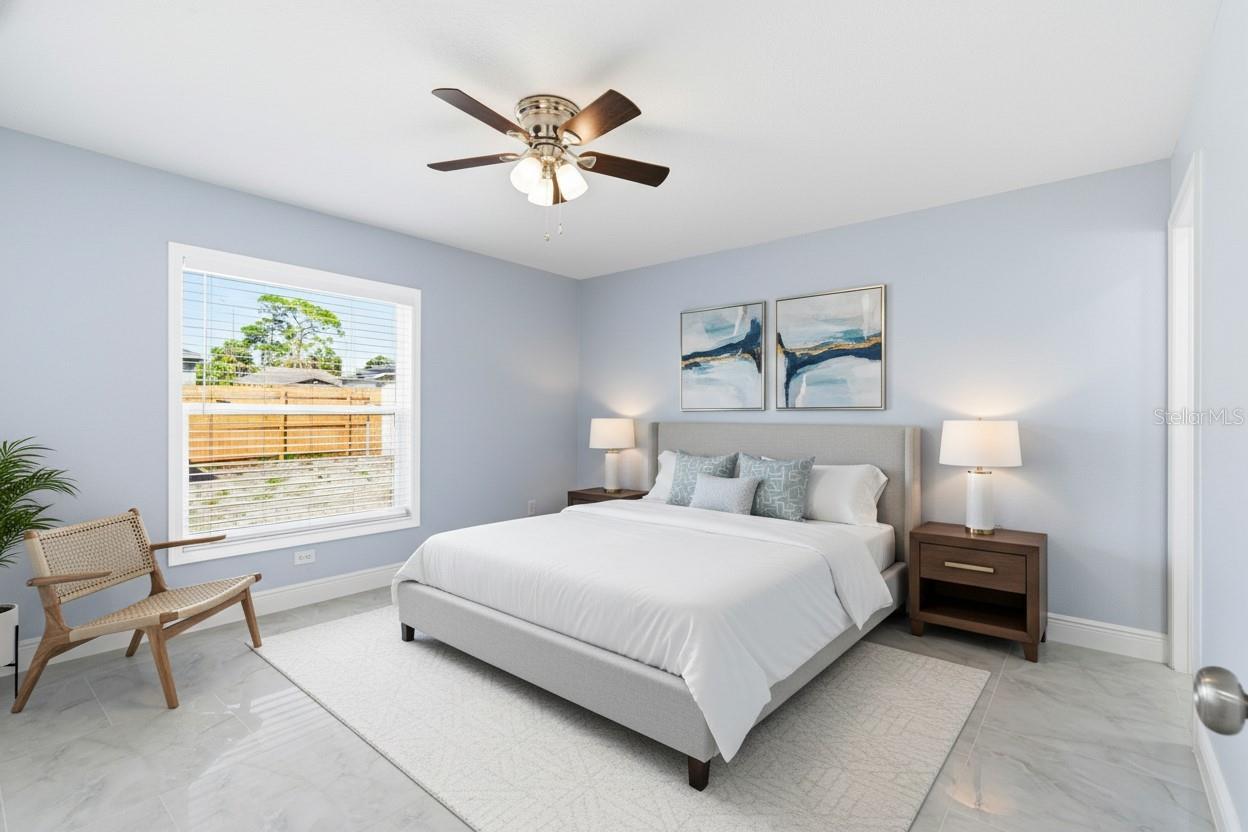 Listing photo id 6 for 2114 Juneau Street