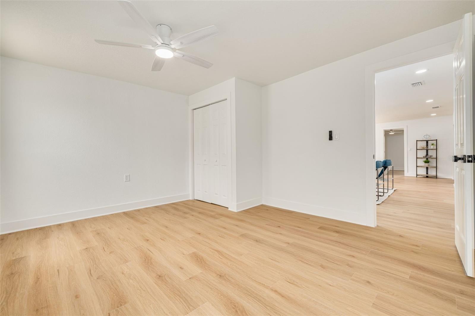 Image 27 of 29 For 880 Bay Vista Boulevard S