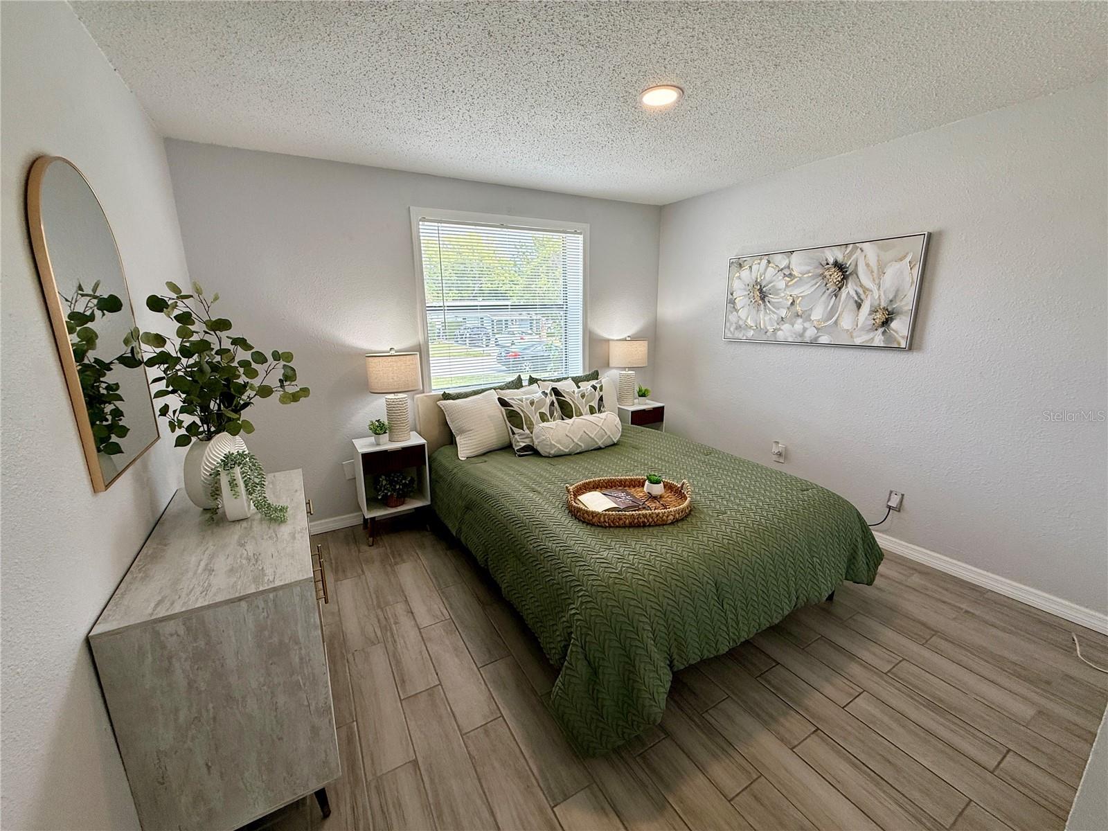 Listing photo id 2 for 1216 Grantwood Avenue