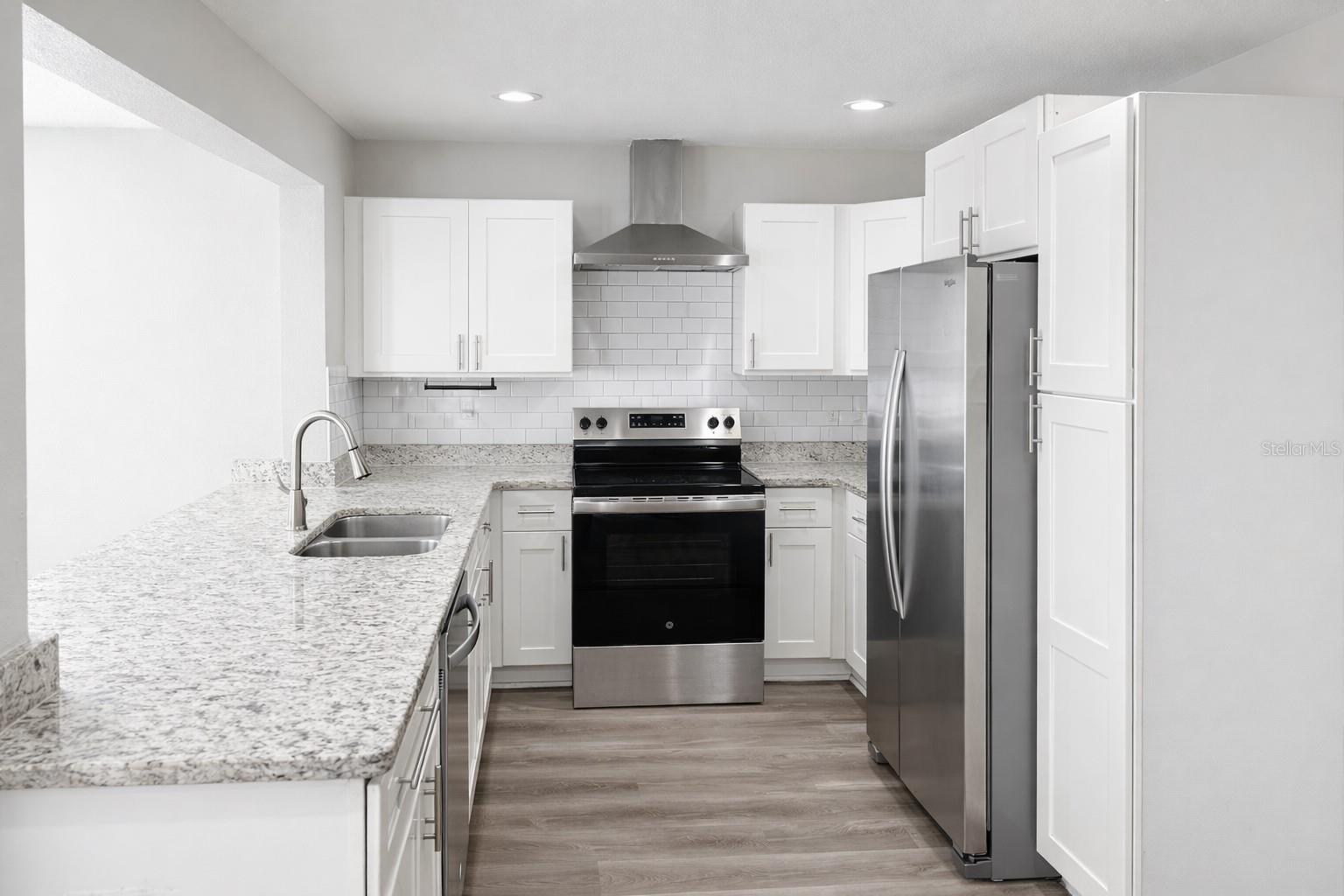 Image 3 of 14 For 6276 102nd Terrace N