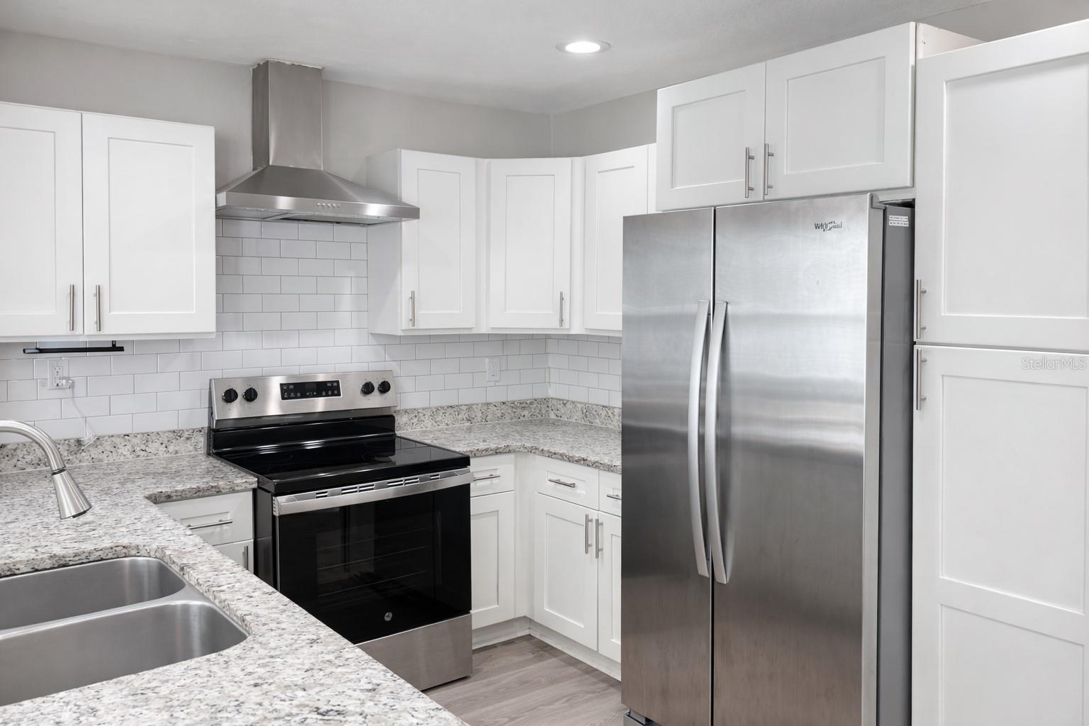 Image 4 of 14 For 6276 102nd Terrace N