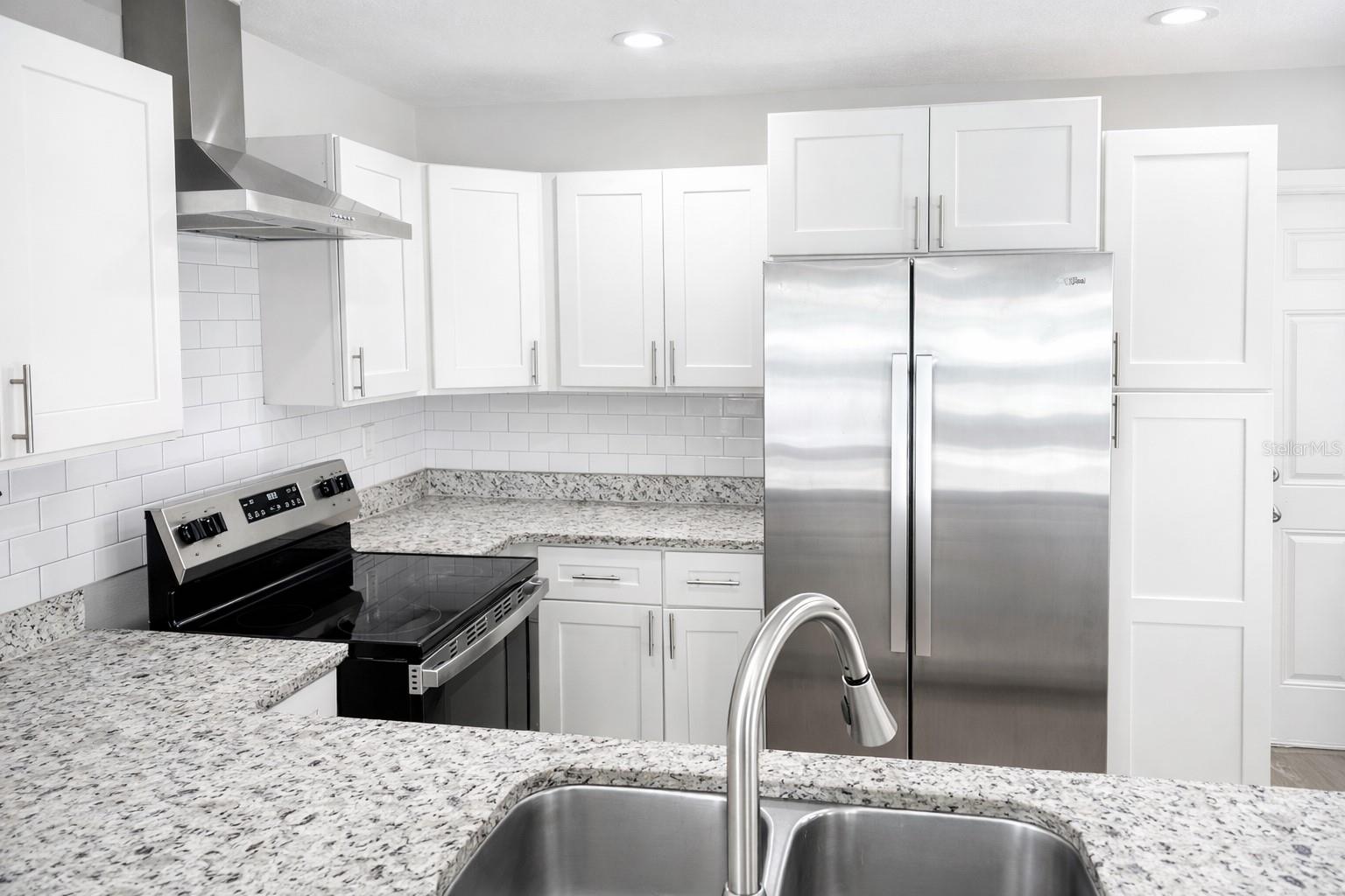 Image 5 of 14 For 6276 102nd Terrace N