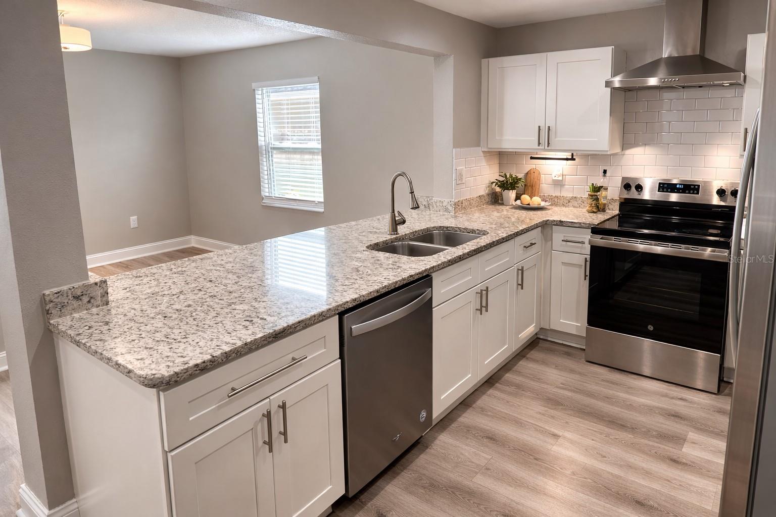 Image 6 of 14 For 6276 102nd Terrace N