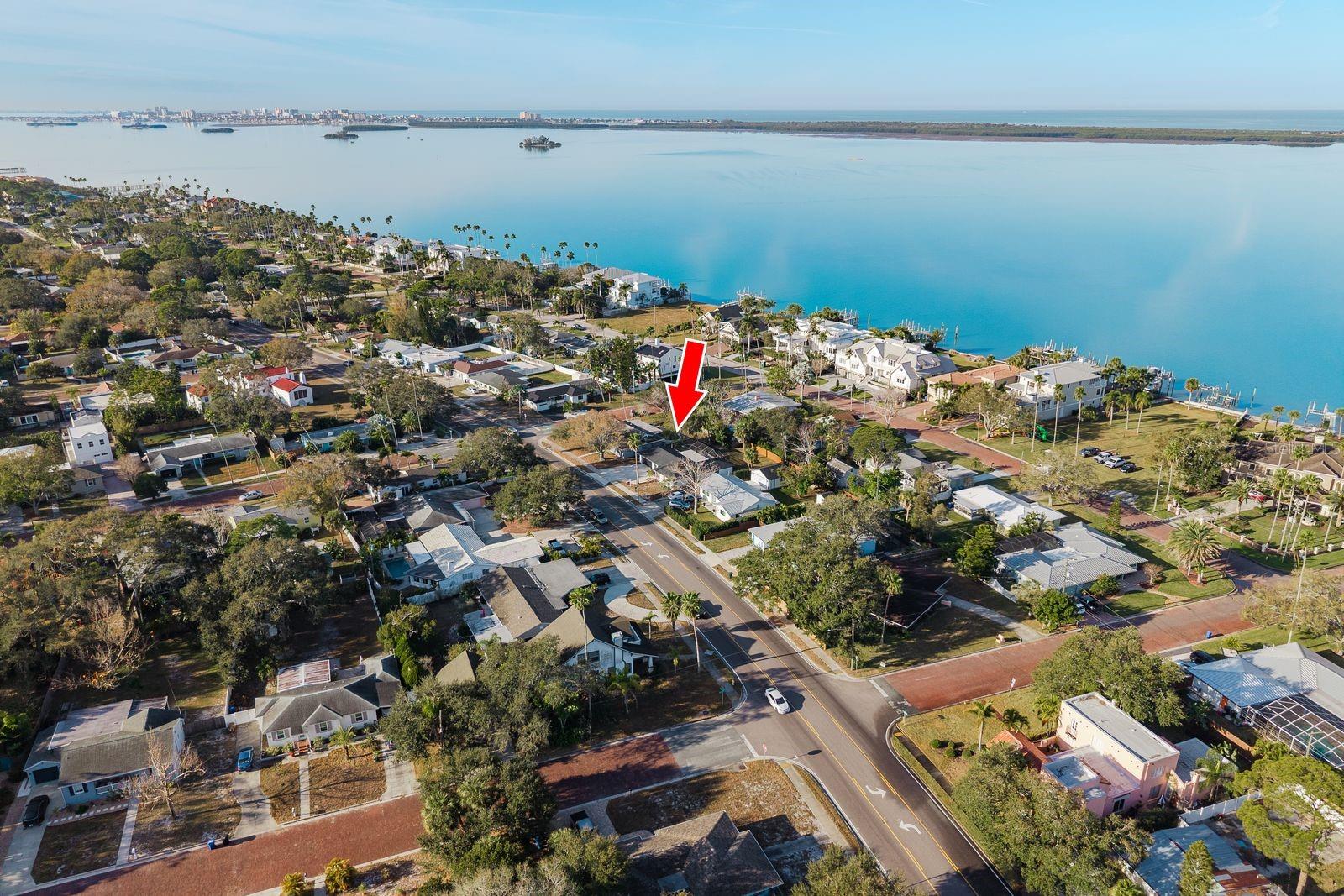 Image 12 of 28 For 1762 Bayshore Boulevard