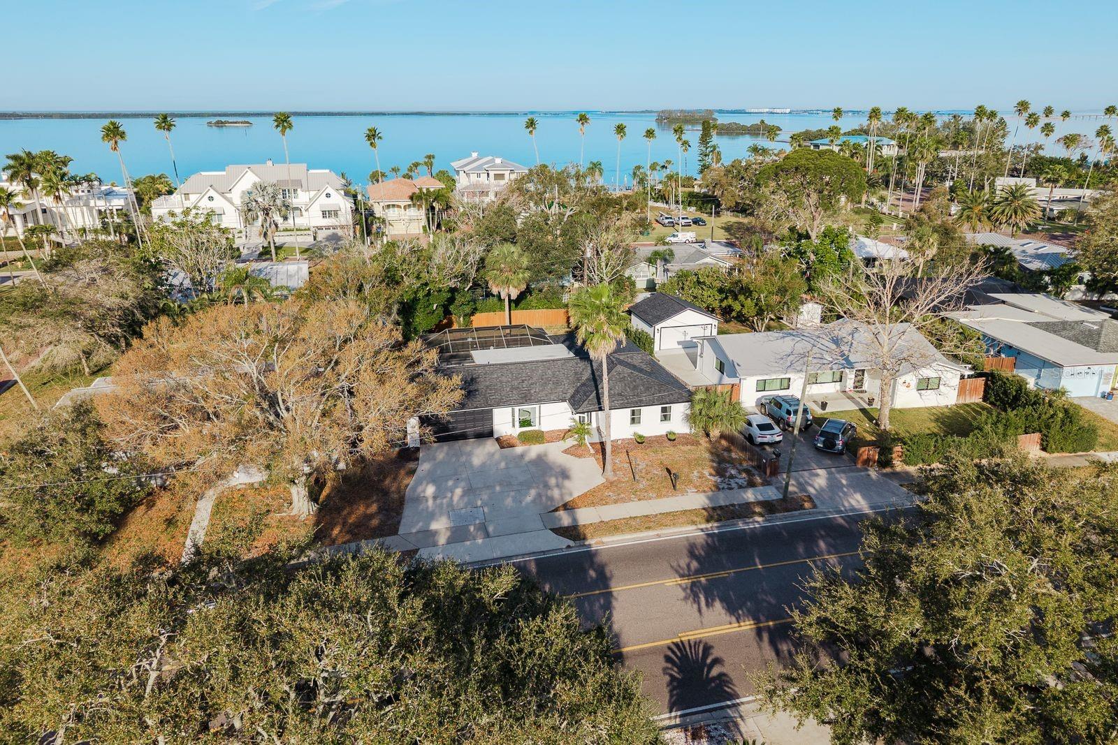 Image 20 of 28 For 1762 Bayshore Boulevard