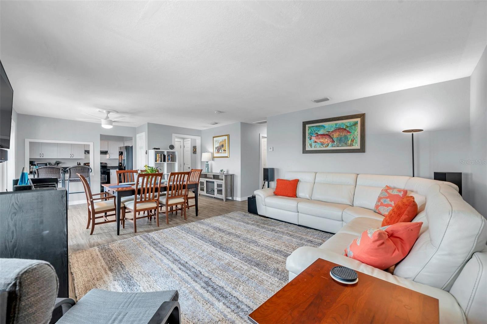 Image 13 of 59 For 5260 Coquina Key Drive Se C