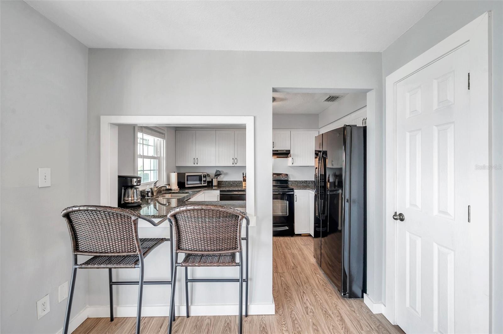 Image 17 of 59 For 5260 Coquina Key Drive Se C