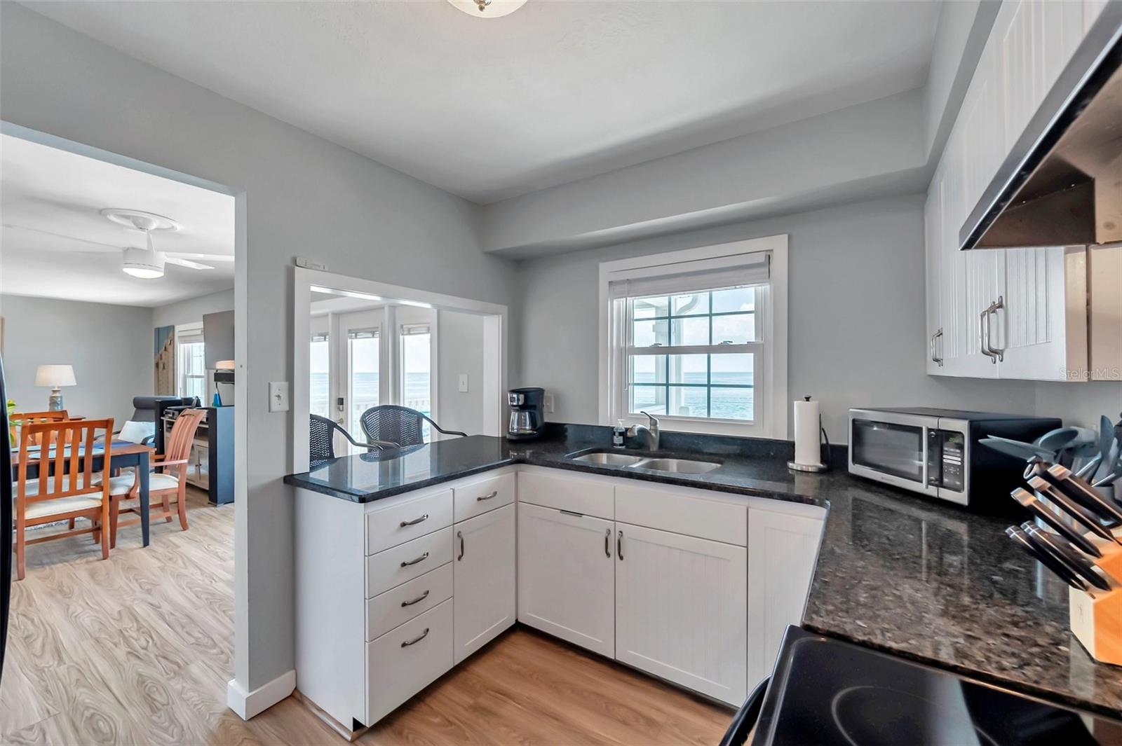 Image 20 of 59 For 5260 Coquina Key Drive Se C