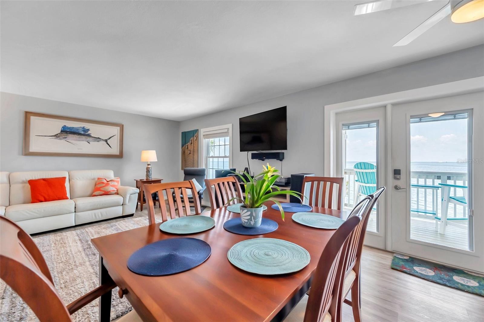 Image 7 of 59 For 5260 Coquina Key Drive Se C