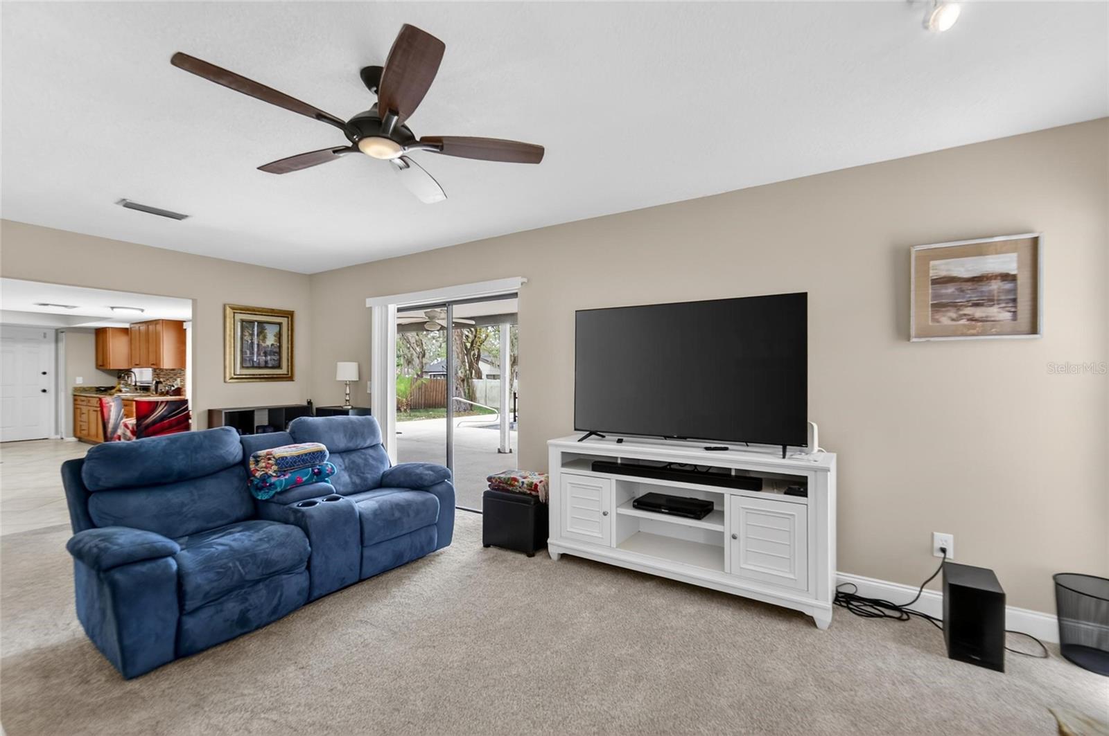 Image 28 of 73 For 206 Bayfield Drive