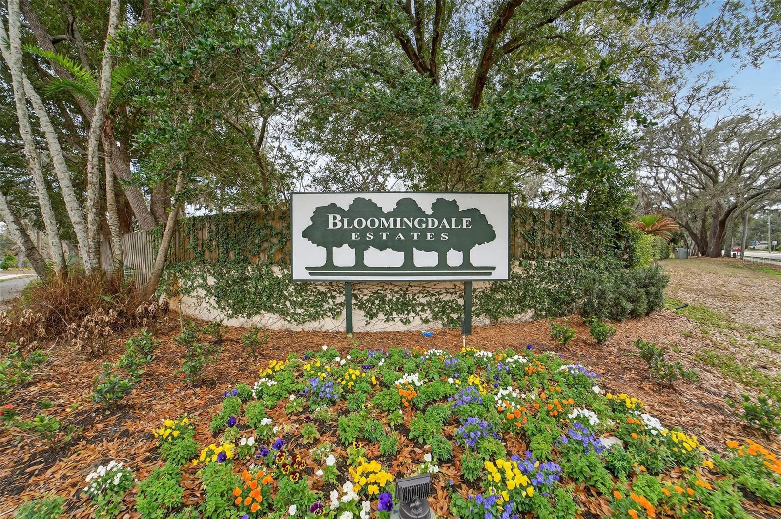 Image 3 of 73 For 206 Bayfield Drive