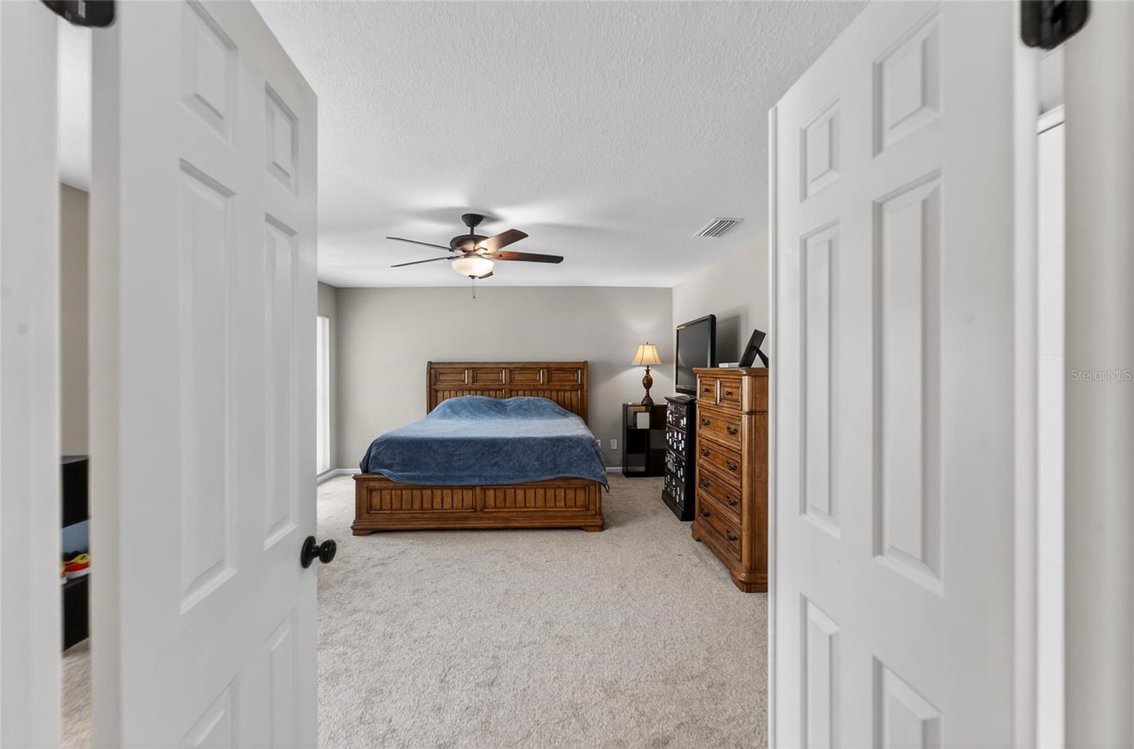 Image 31 of 73 For 206 Bayfield Drive