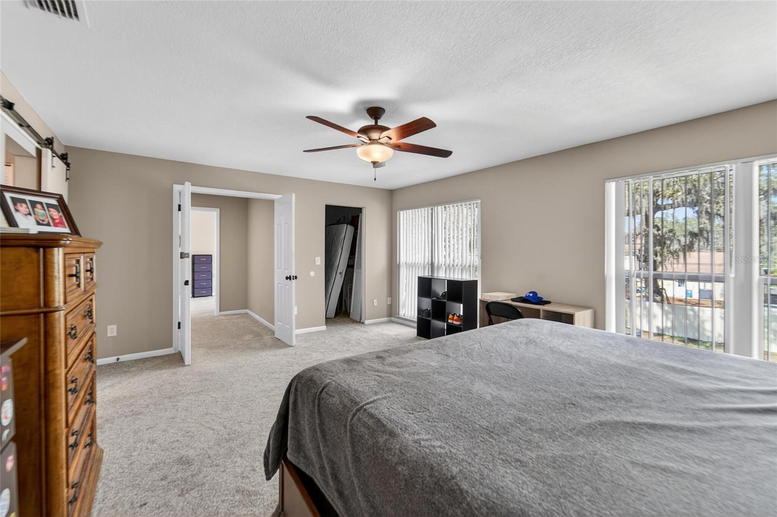 Image 34 of 73 For 206 Bayfield Drive