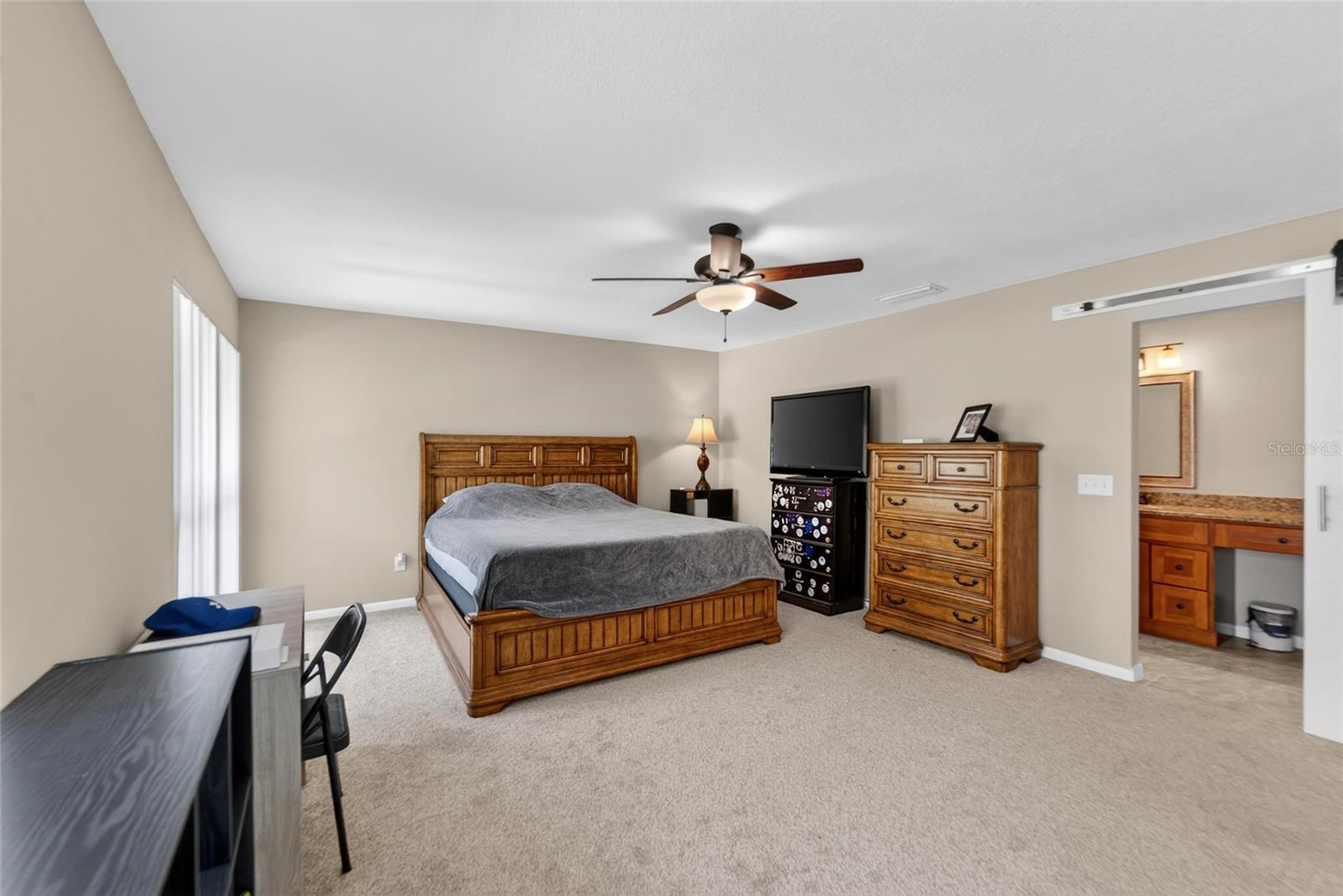 Image 35 of 73 For 206 Bayfield Drive