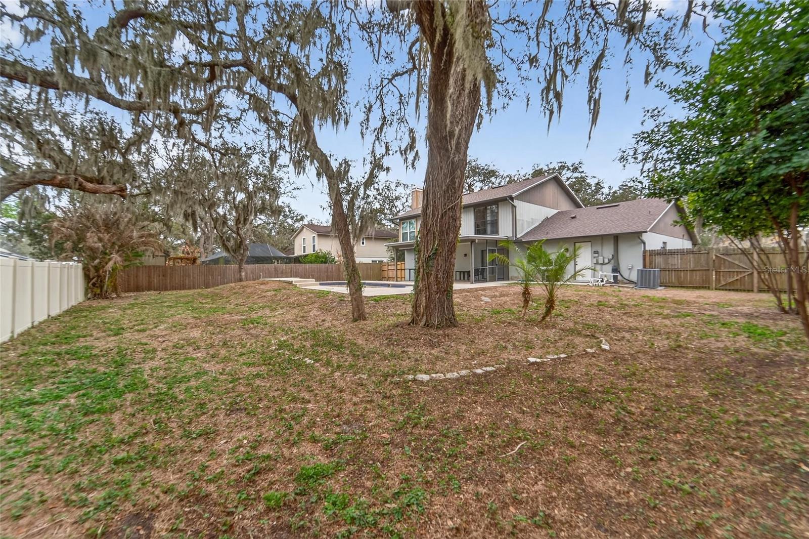 Image 54 of 73 For 206 Bayfield Drive