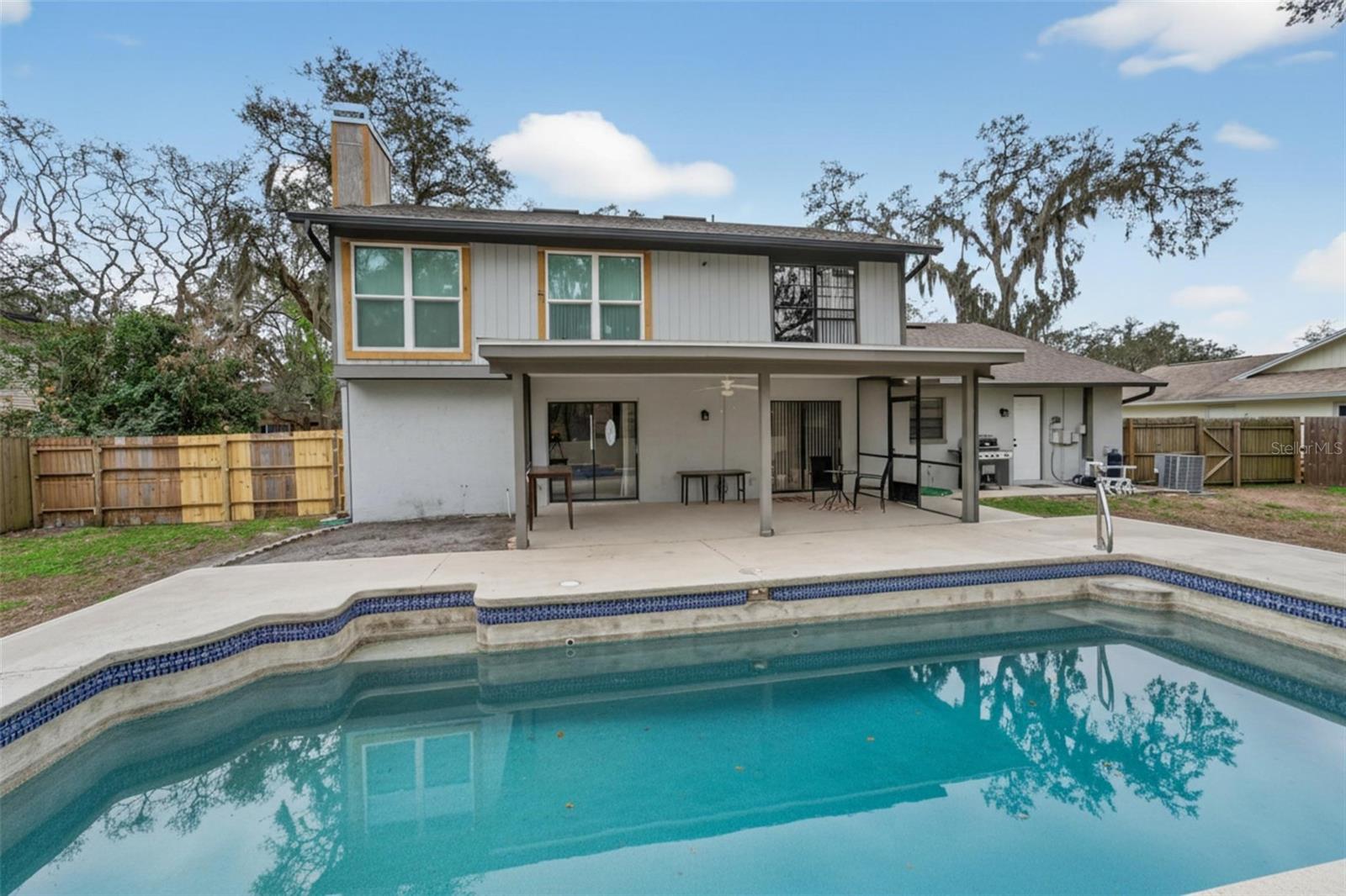 Image 56 of 73 For 206 Bayfield Drive