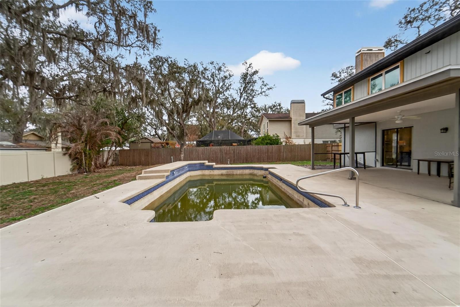 Image 59 of 73 For 206 Bayfield Drive