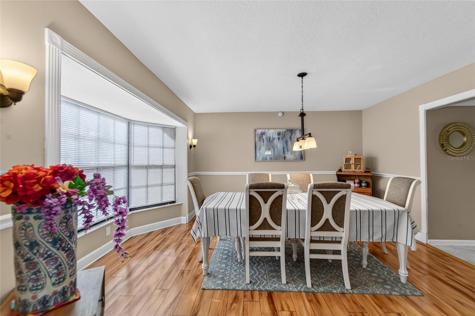 Image 9 of 73 For 206 Bayfield Drive