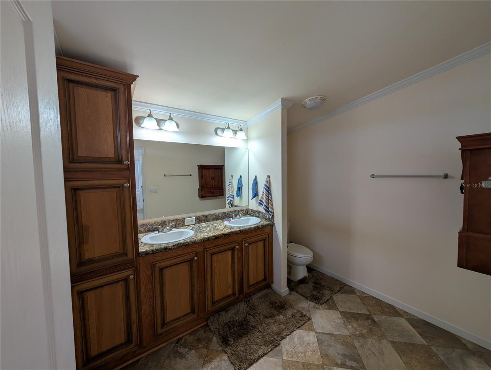 Image 19 of 22 For 9101 Fairway Loop