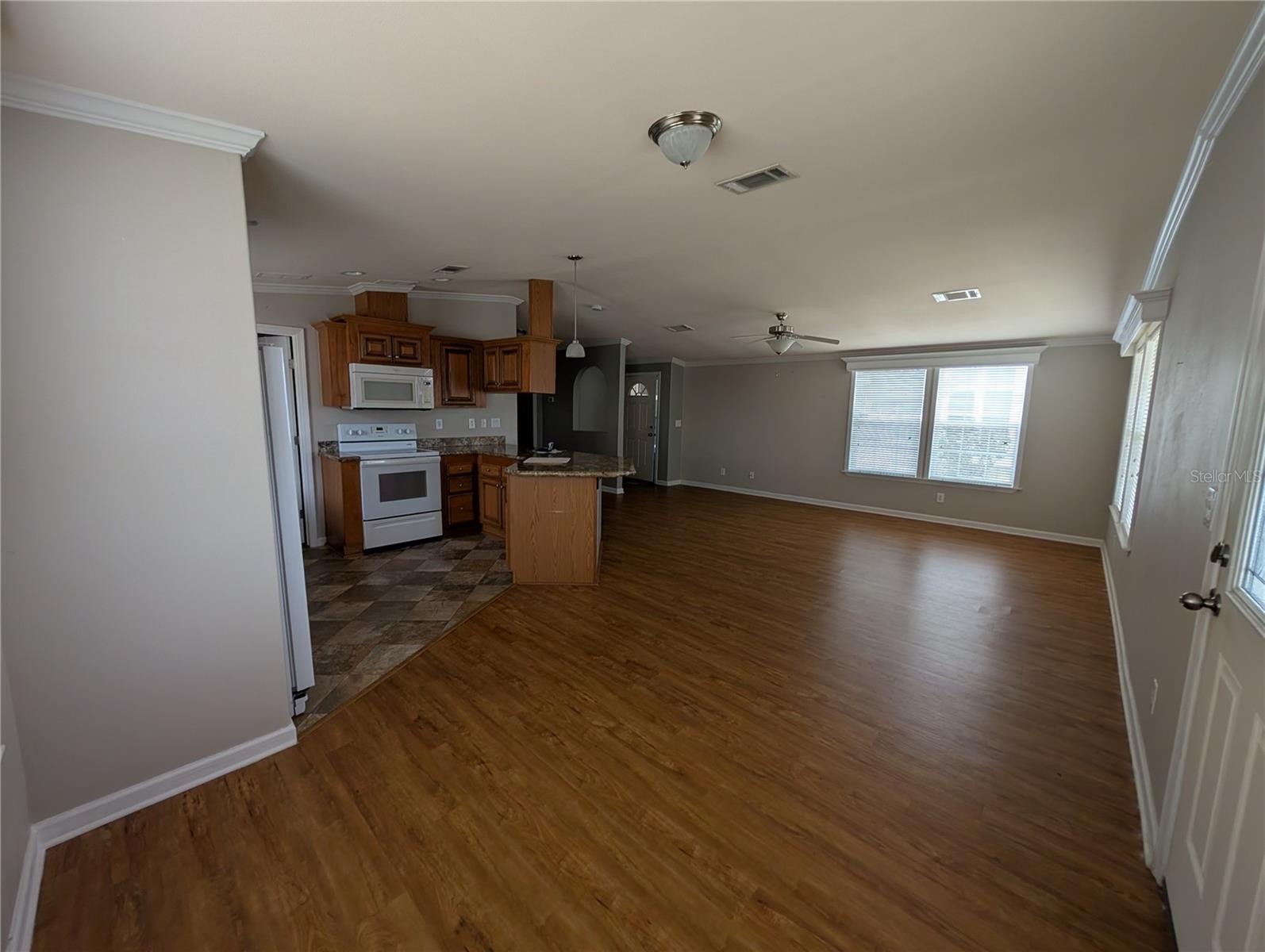 Image 8 of 22 For 9101 Fairway Loop